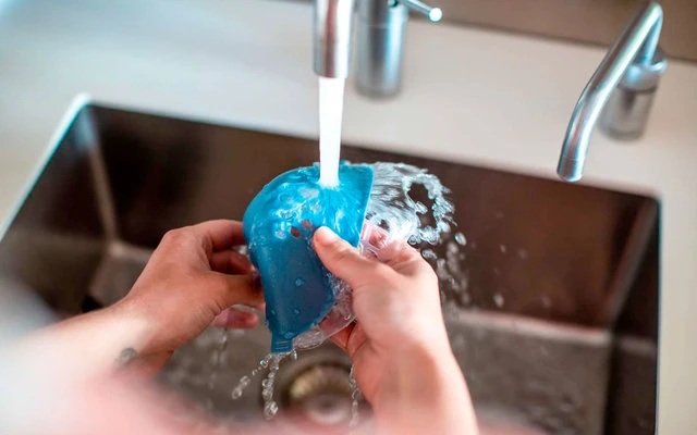 Koziol »HI Community Gesichtsmaske Schwarz – Bild 4