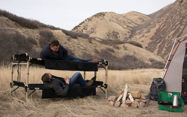 Disc-O-Bed 2XL Camping Stockbett Inkl. Seitentaschen – Bild 6