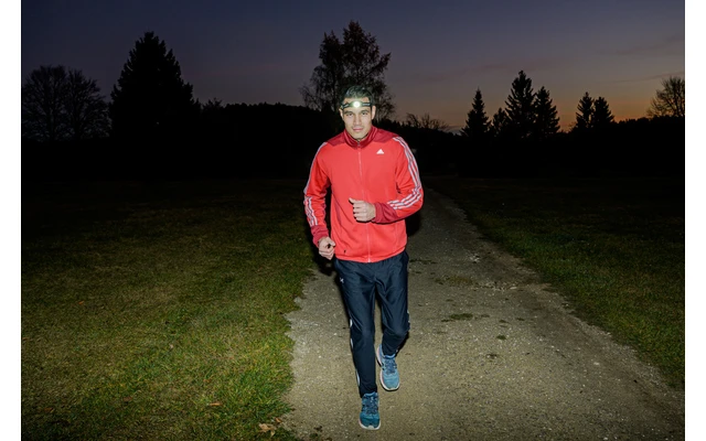 Brennenstuhl LuxPremium LED Stirnlampe 100 Lm – Bild 4